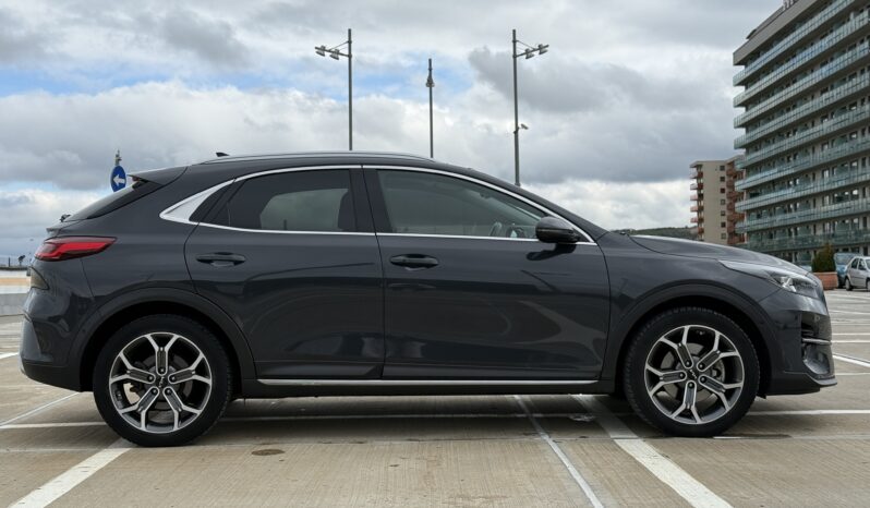
								Kia XCeed 1.6 GDI DCT6 OPF Plug-in-Hybrid Platinum Edition 2022 full									