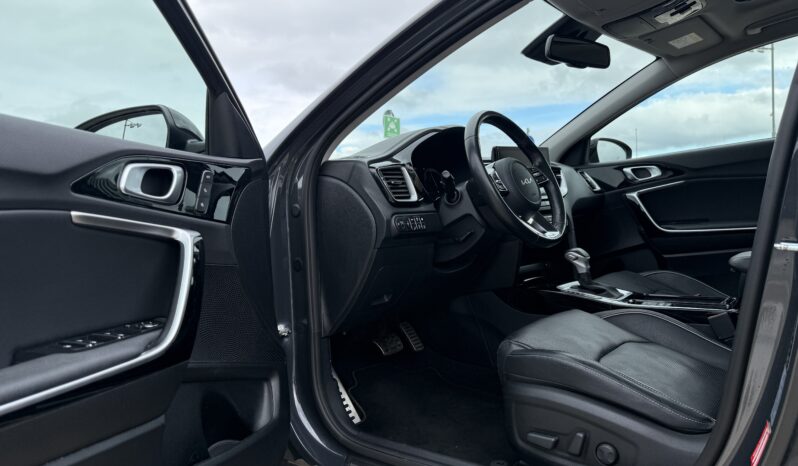
								Kia XCeed 1.6 GDI DCT6 OPF Plug-in-Hybrid Platinum Edition 2022 full									