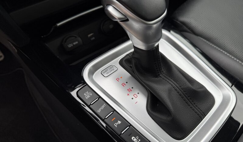 
								Kia XCeed 1.6 GDI DCT6 OPF Plug-in-Hybrid Platinum Edition 2022 full									