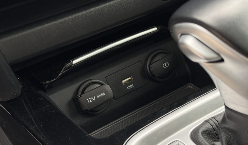 
								Kia XCeed 1.6 GDI DCT6 OPF Plug-in-Hybrid Platinum Edition 2022 full									