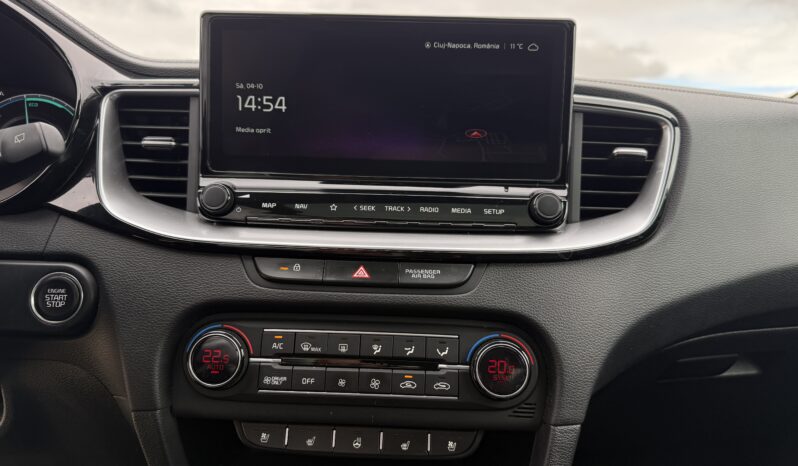 
								Kia XCeed 1.6 GDI DCT6 OPF Plug-in-Hybrid Platinum Edition 2022 full									