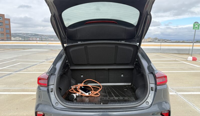 
								Kia XCeed 1.6 GDI DCT6 OPF Plug-in-Hybrid Platinum Edition 2022 full									