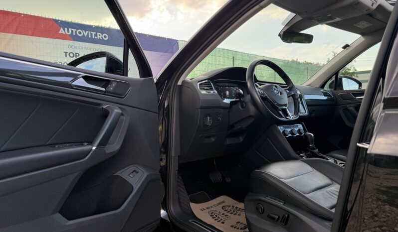 
								Volkswagen Tiguan 2.0 TDI 4Mot DSG Highline 2018 full									