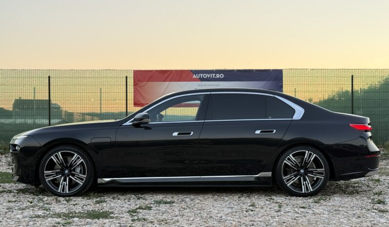 
								BMW Seria 7 2023 full									