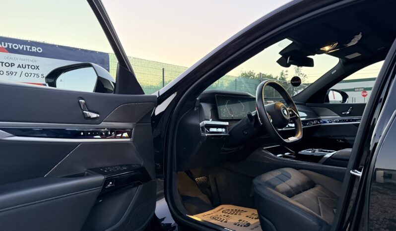 
								BMW Seria 7 2023 full									